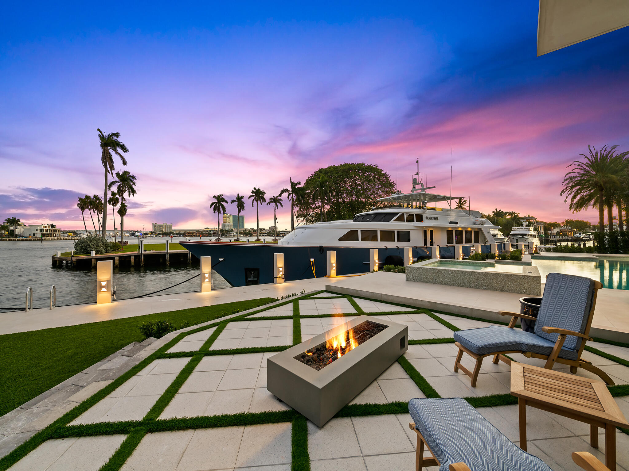 SUNRISE POINT - Residential