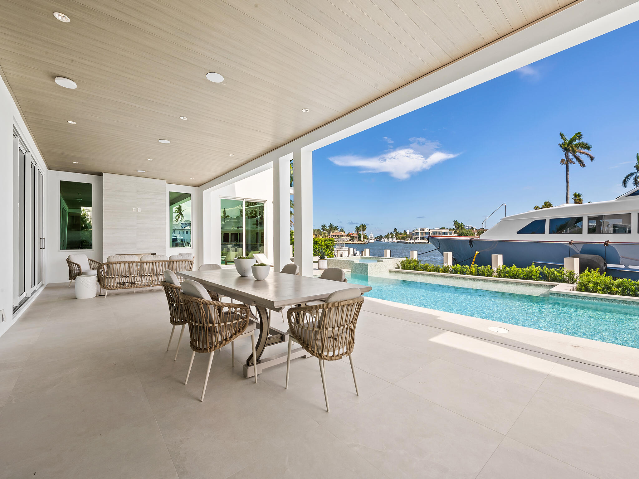 RIO VISTA - Residential