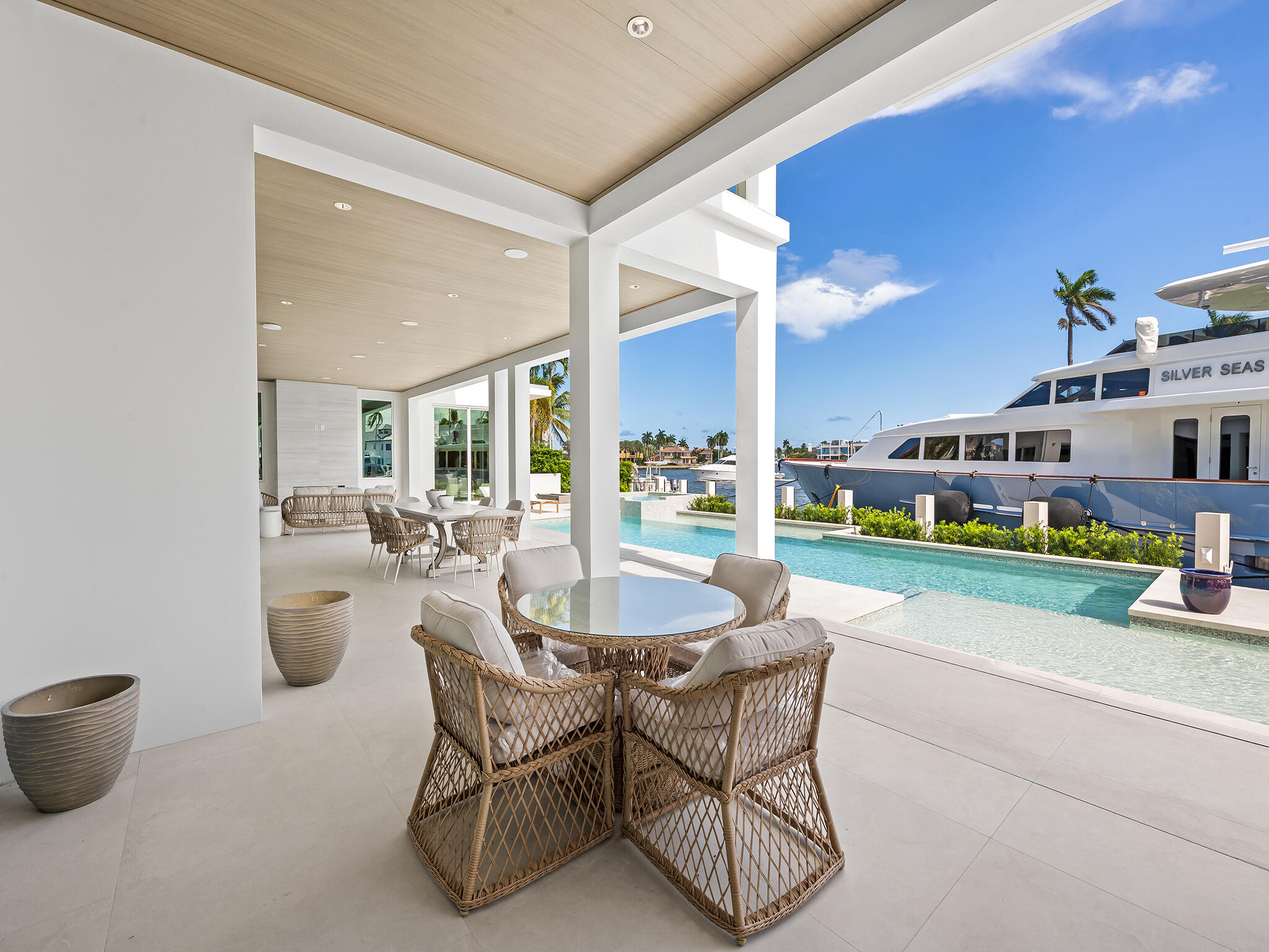 RIO VISTA - Residential