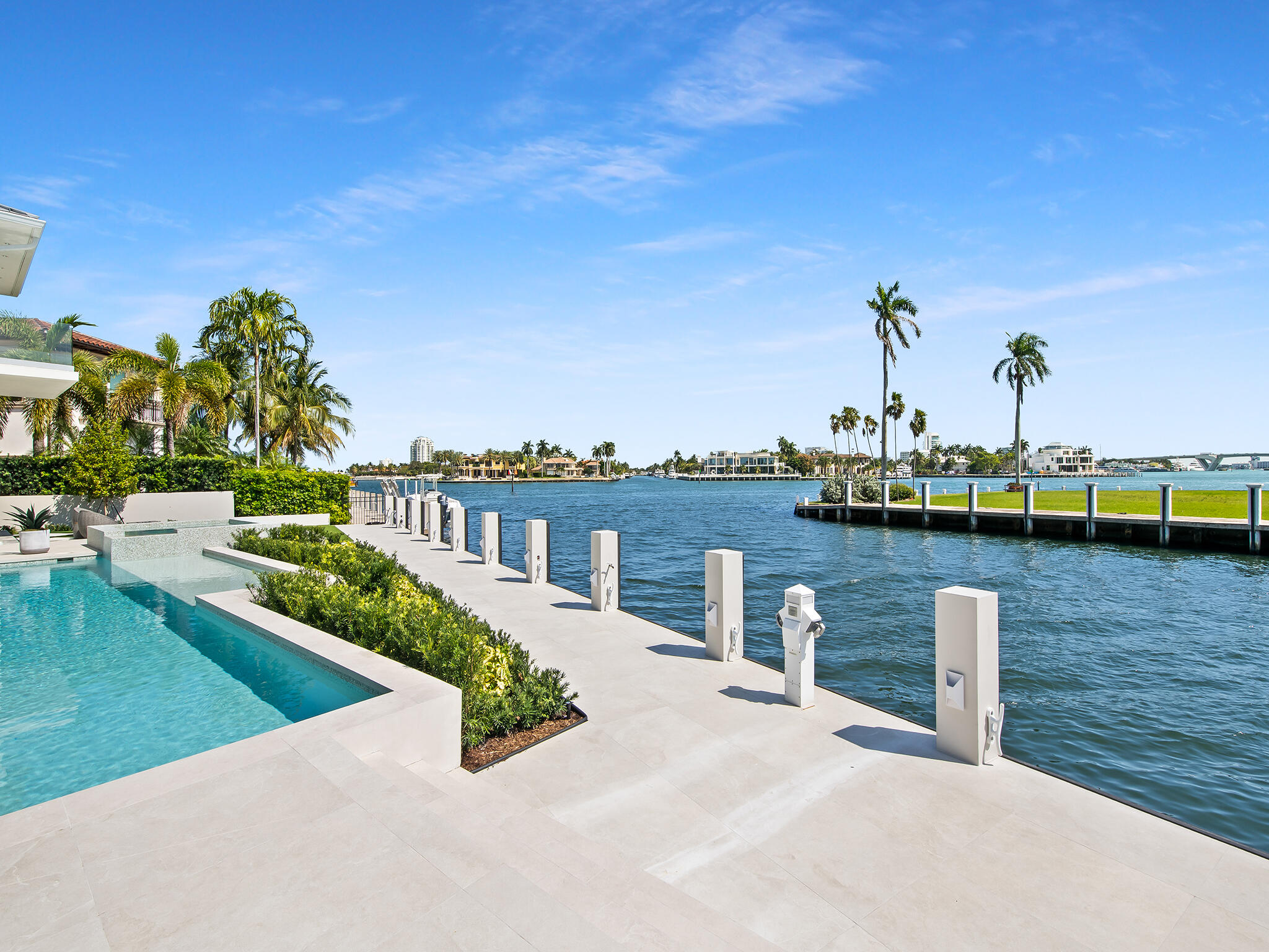 SUNRISE POINT - Residential