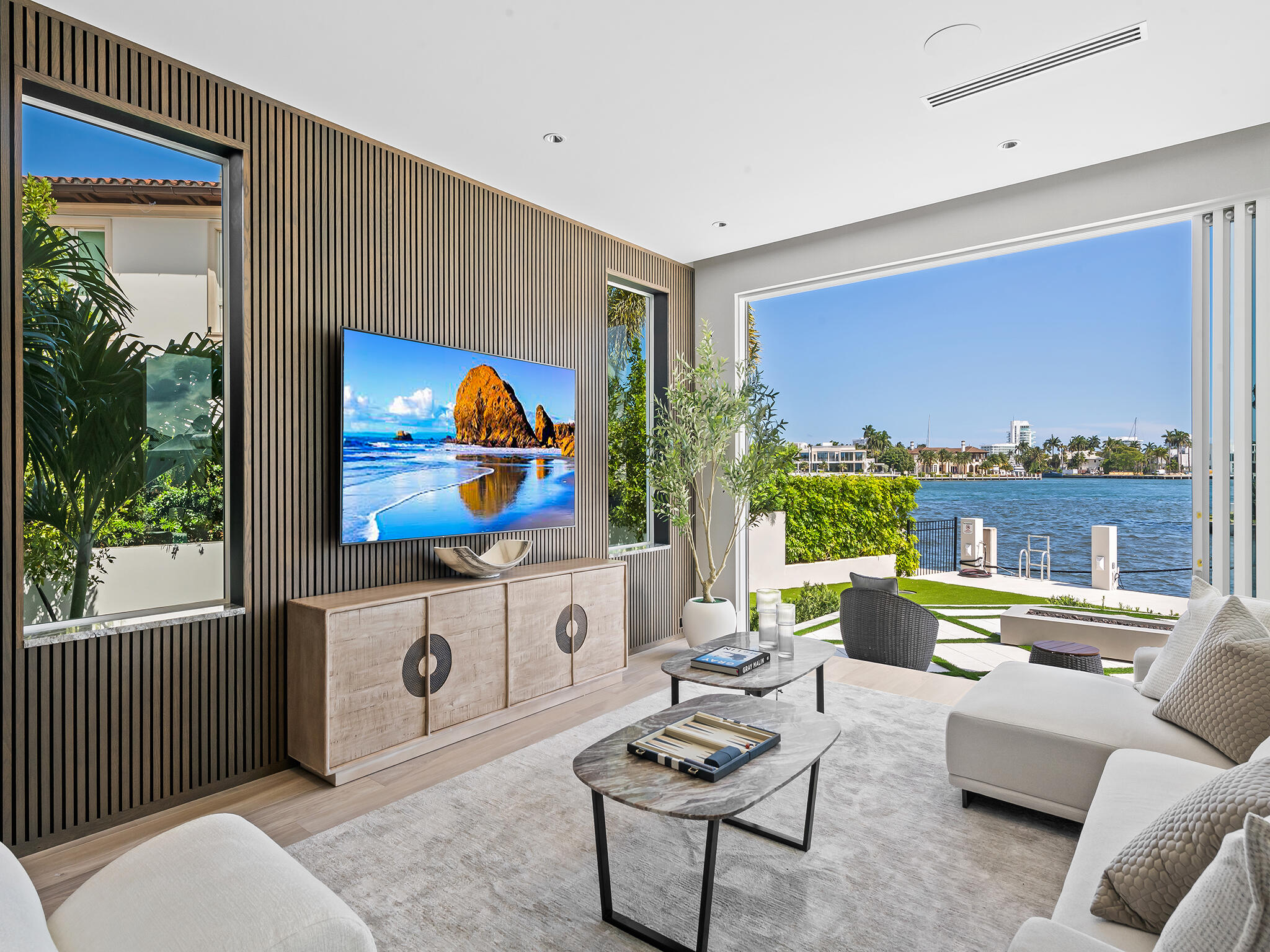 RIO VISTA - Residential