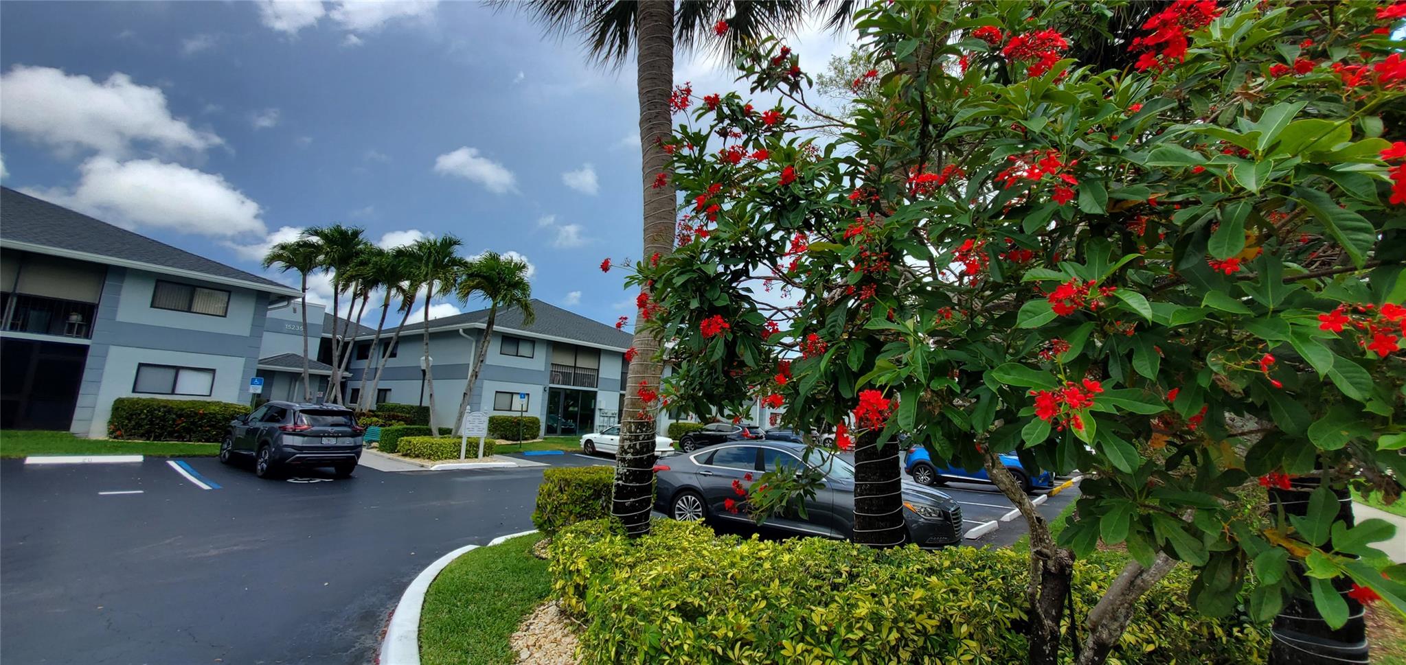 15235 Lakes of Delray BLVD 284