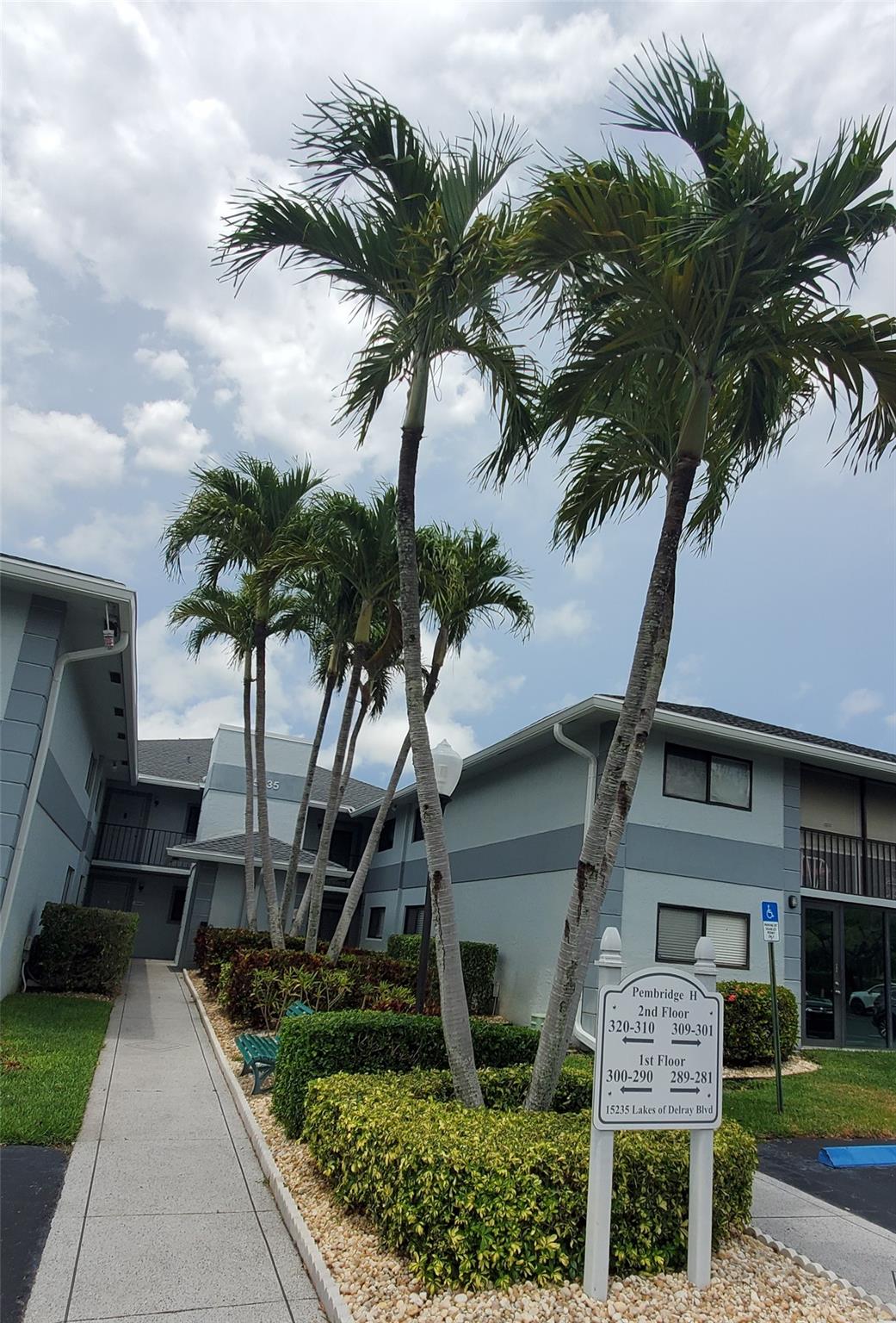15235 Lakes of Delray BLVD 284