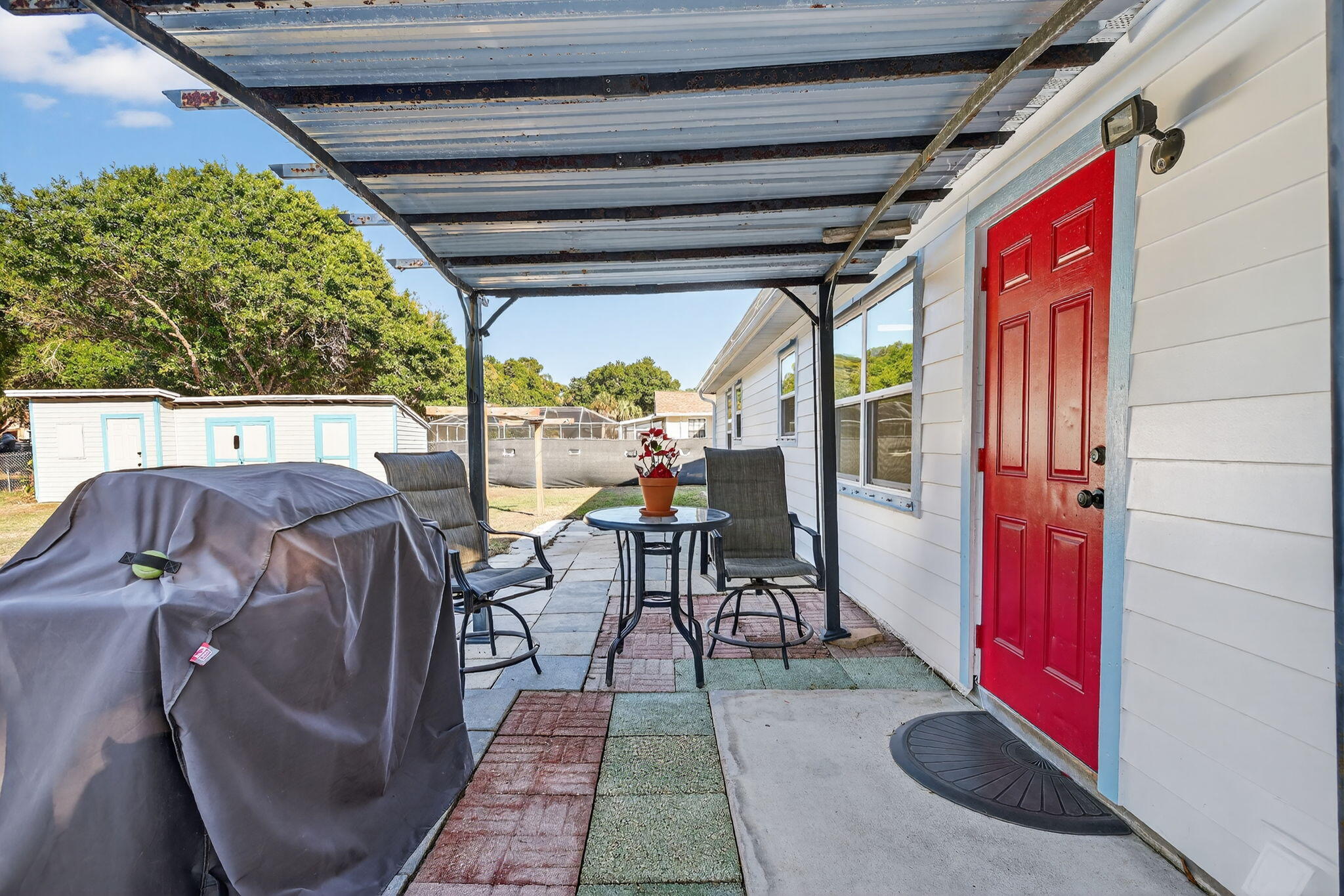 REGINA PALMS - Residential