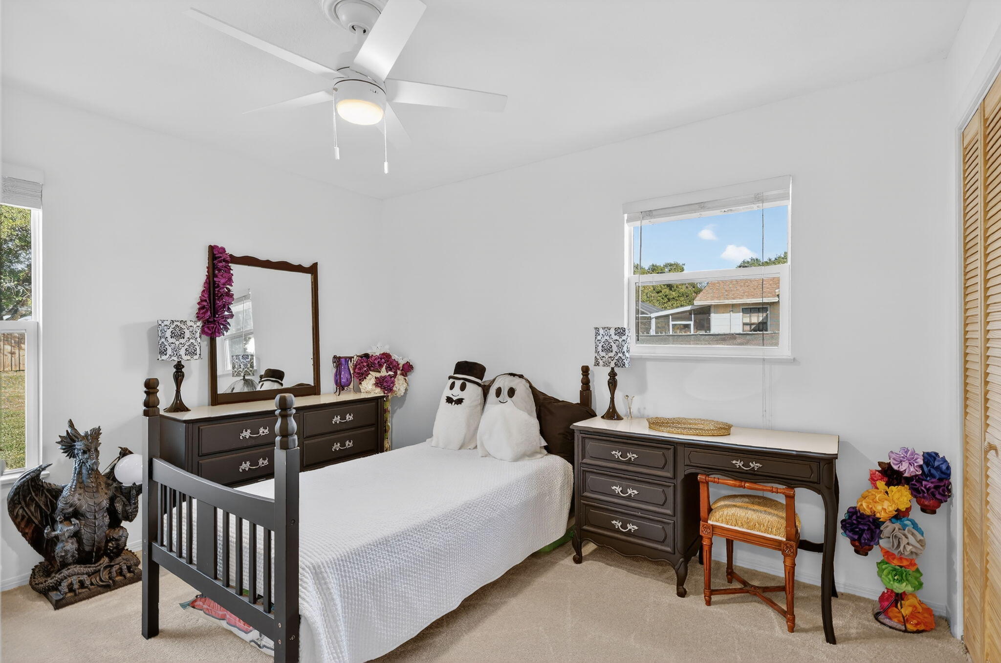 REGINA PALMS - Residential