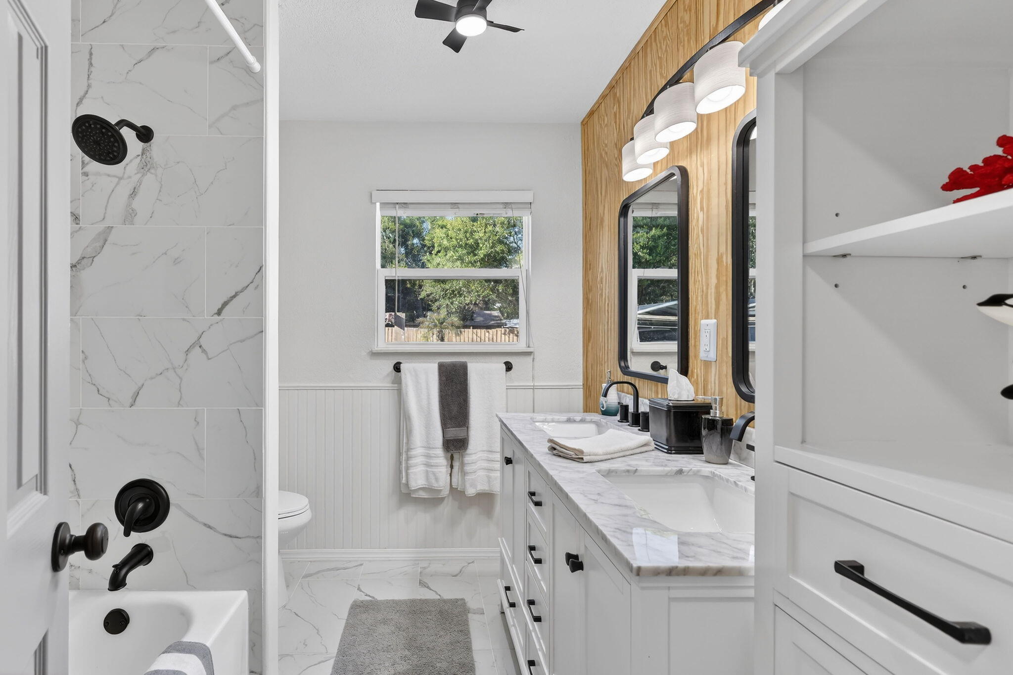 REGINA PALMS - Residential