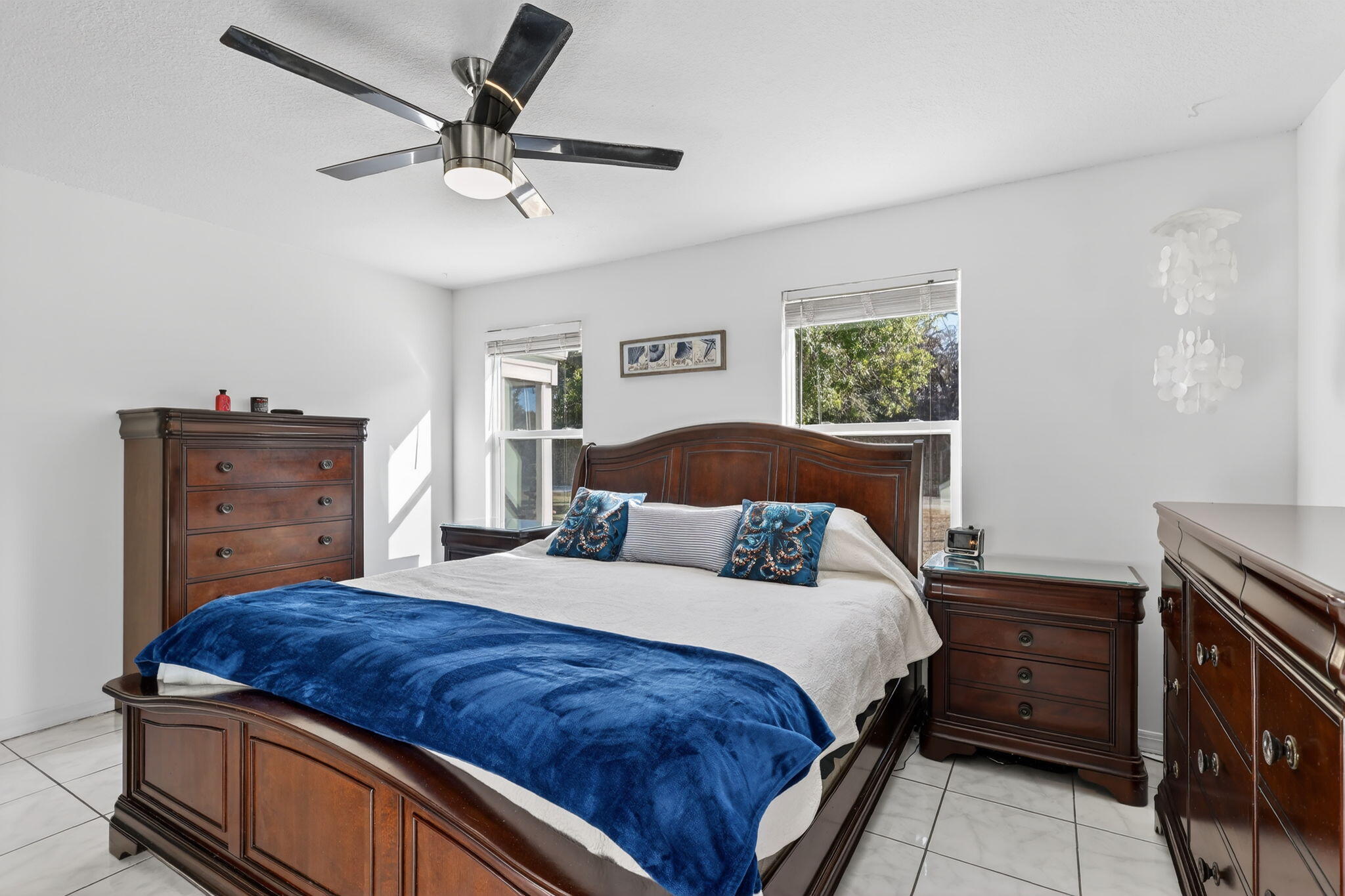 REGINA PALMS - Residential