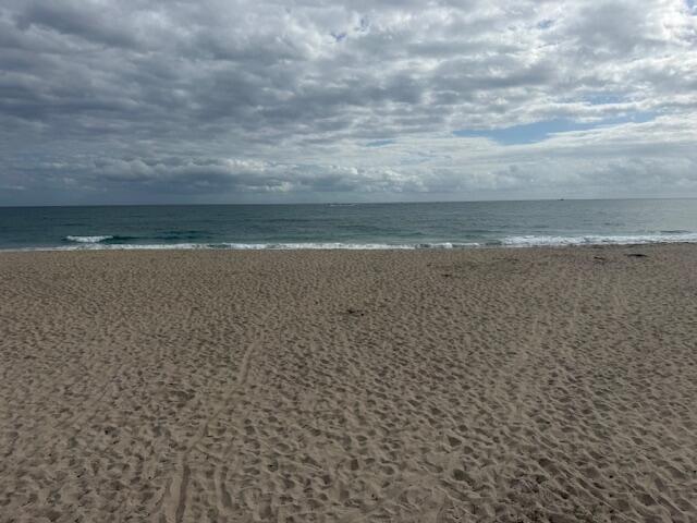 PAGET HOUSE CONDO - Residential