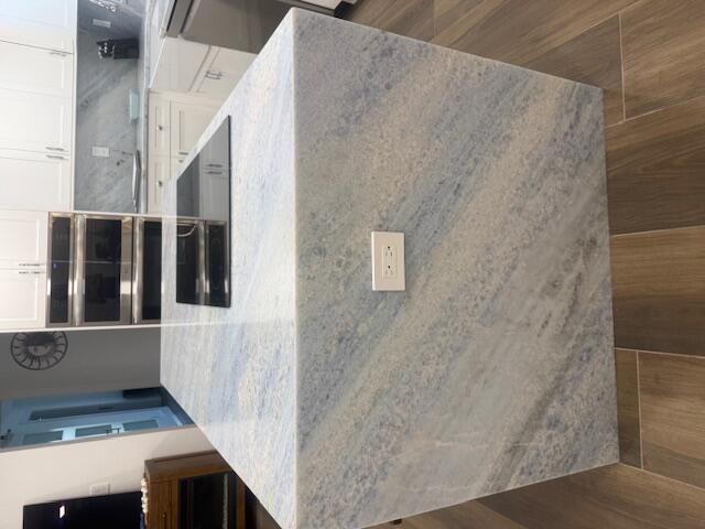 5520 N Ocean Boulevard 111