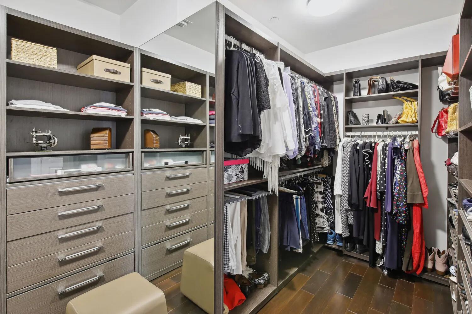 MERIDIAN - Residential