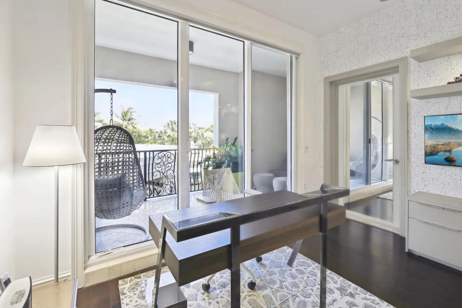 MERIDIAN - Residential