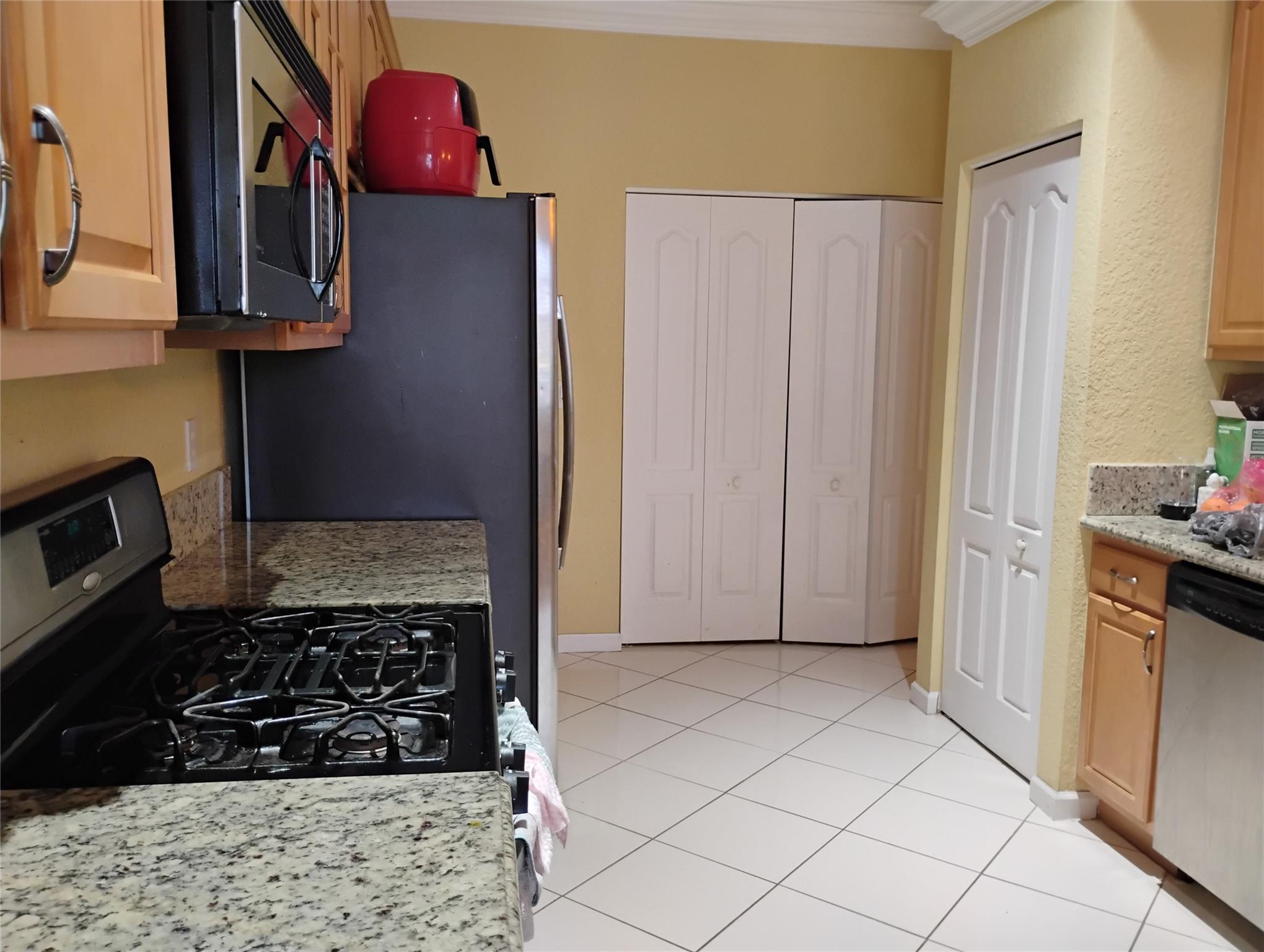 Anthony Groves Ph 02 - Residential Lease