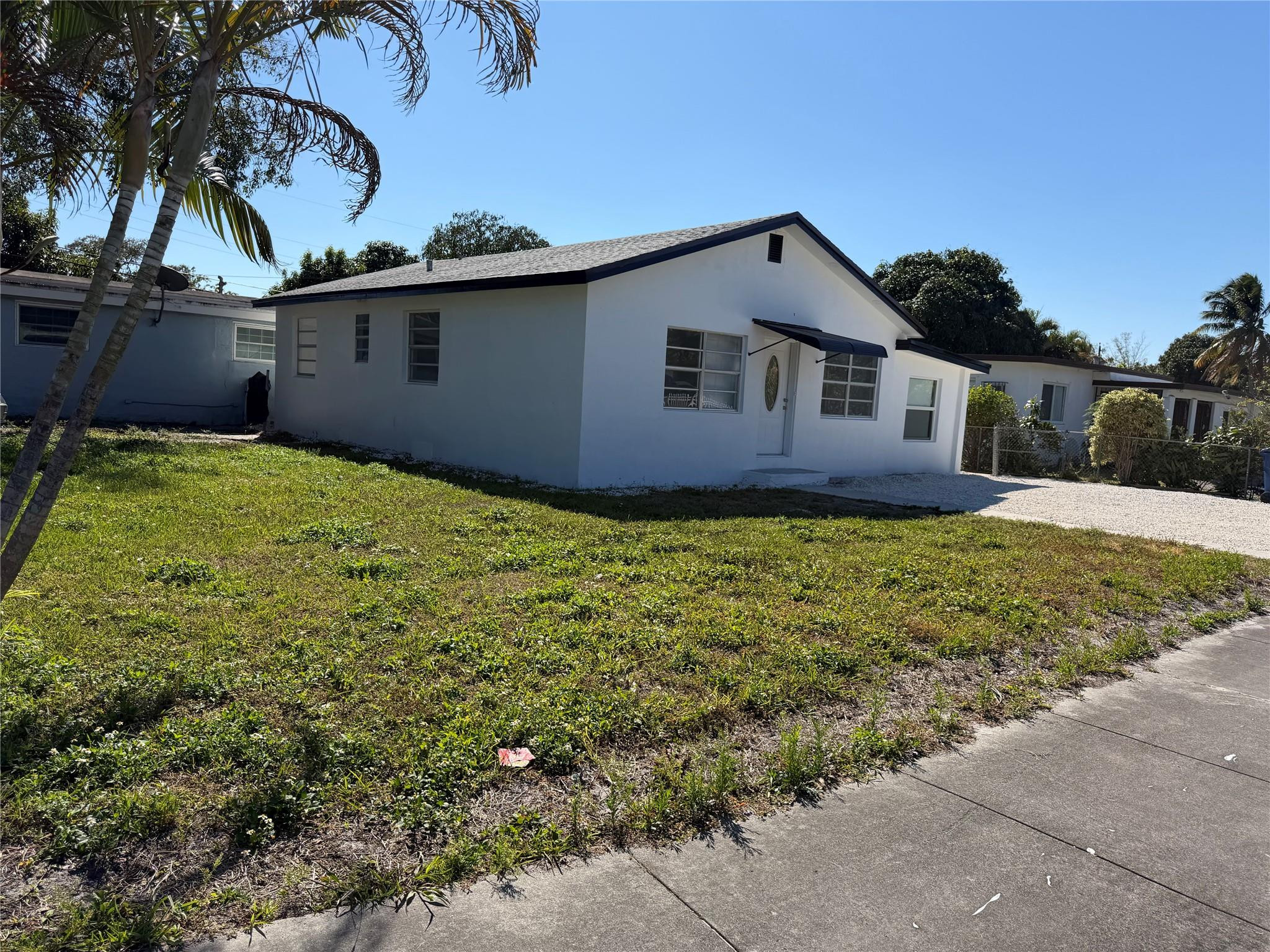 LAWNDALE 3RD ADDN - Residential Lease