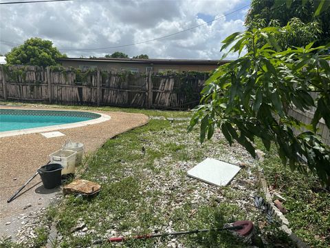 A home in Lauderdale Lakes