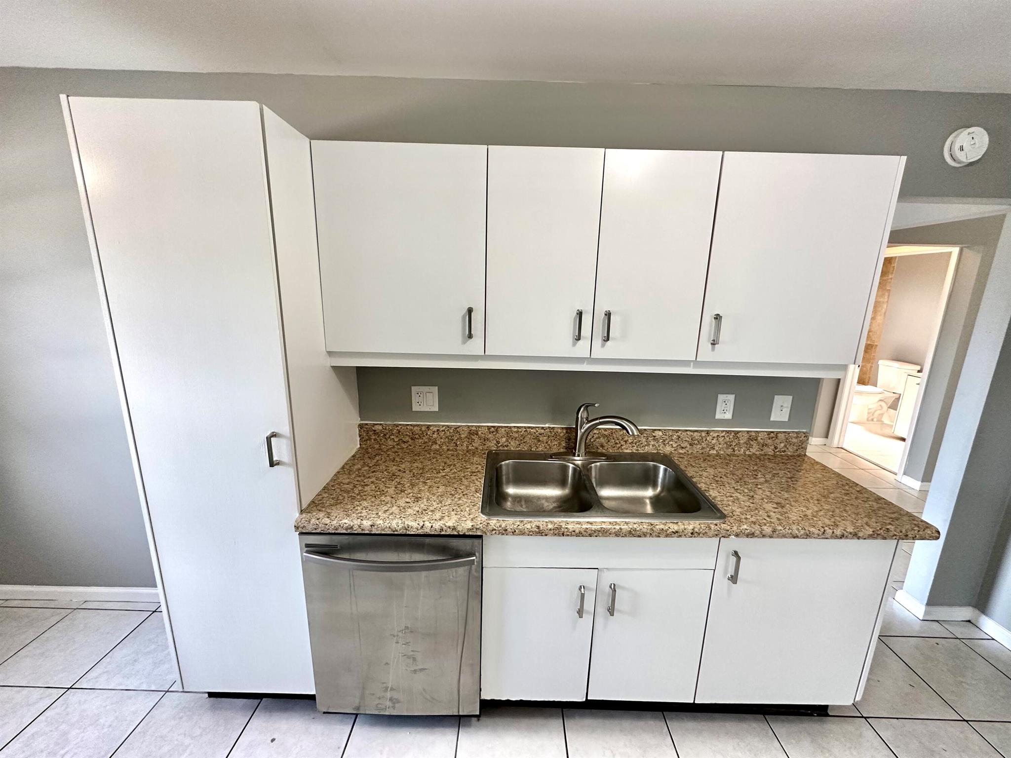 SOUTH SHORE 4 OF WELLINGT - Residential Lease