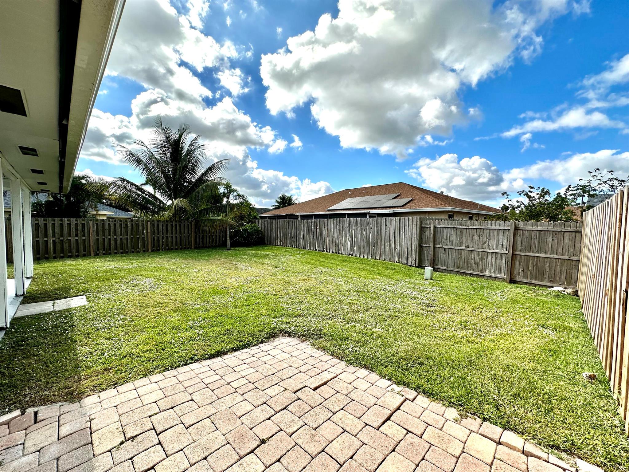 SOUTH SHORE 4 OF WELLINGT - Residential Lease