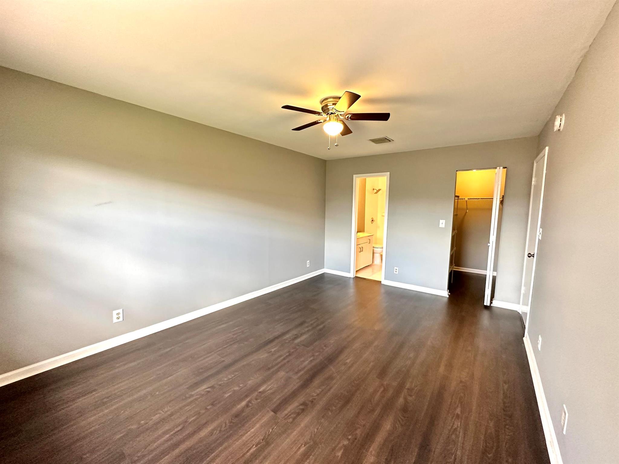 SOUTH SHORE 4 OF WELLINGT - Residential Lease
