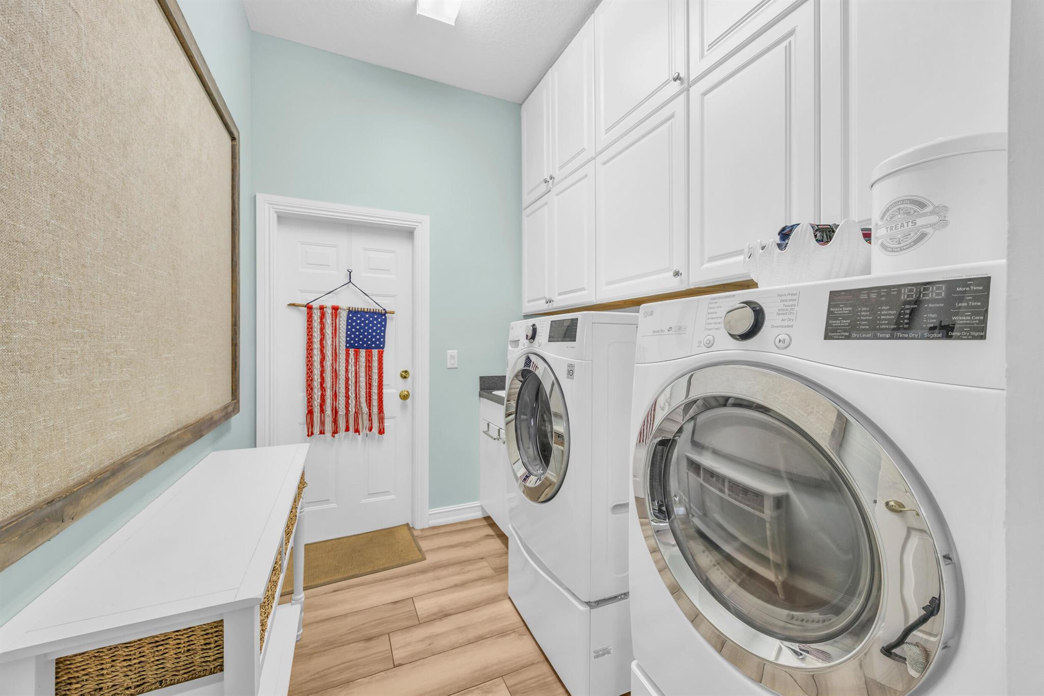 Governors Landing - Residential