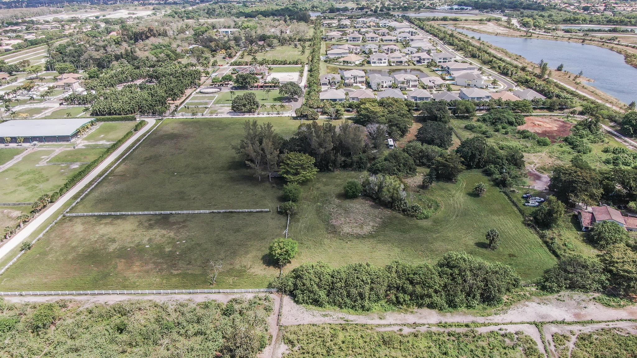 1/4 OF SE 1/4 & S 1/2 OF - Land