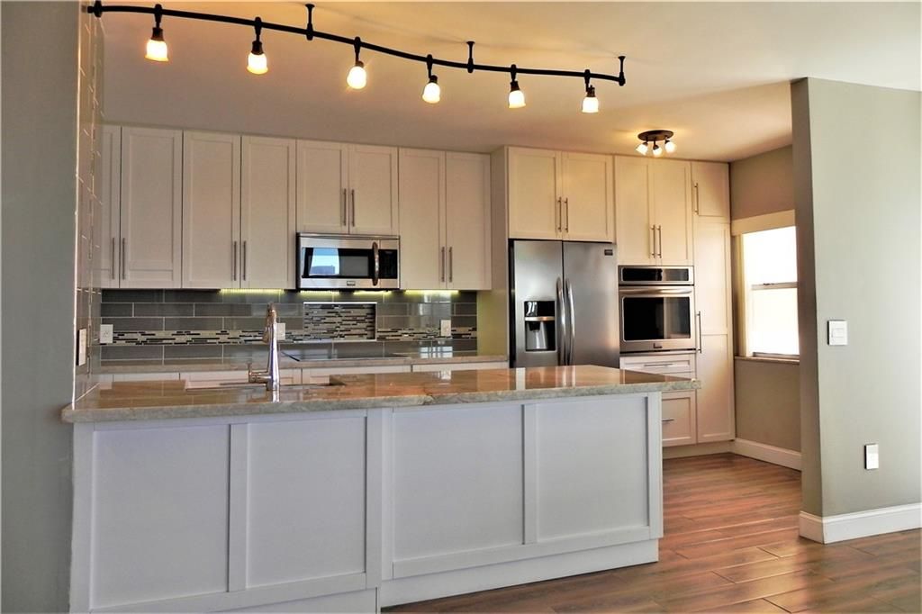 Photo of 3850 Washington St #702, Hollywood, FL 33021 (MLS # F10311646)