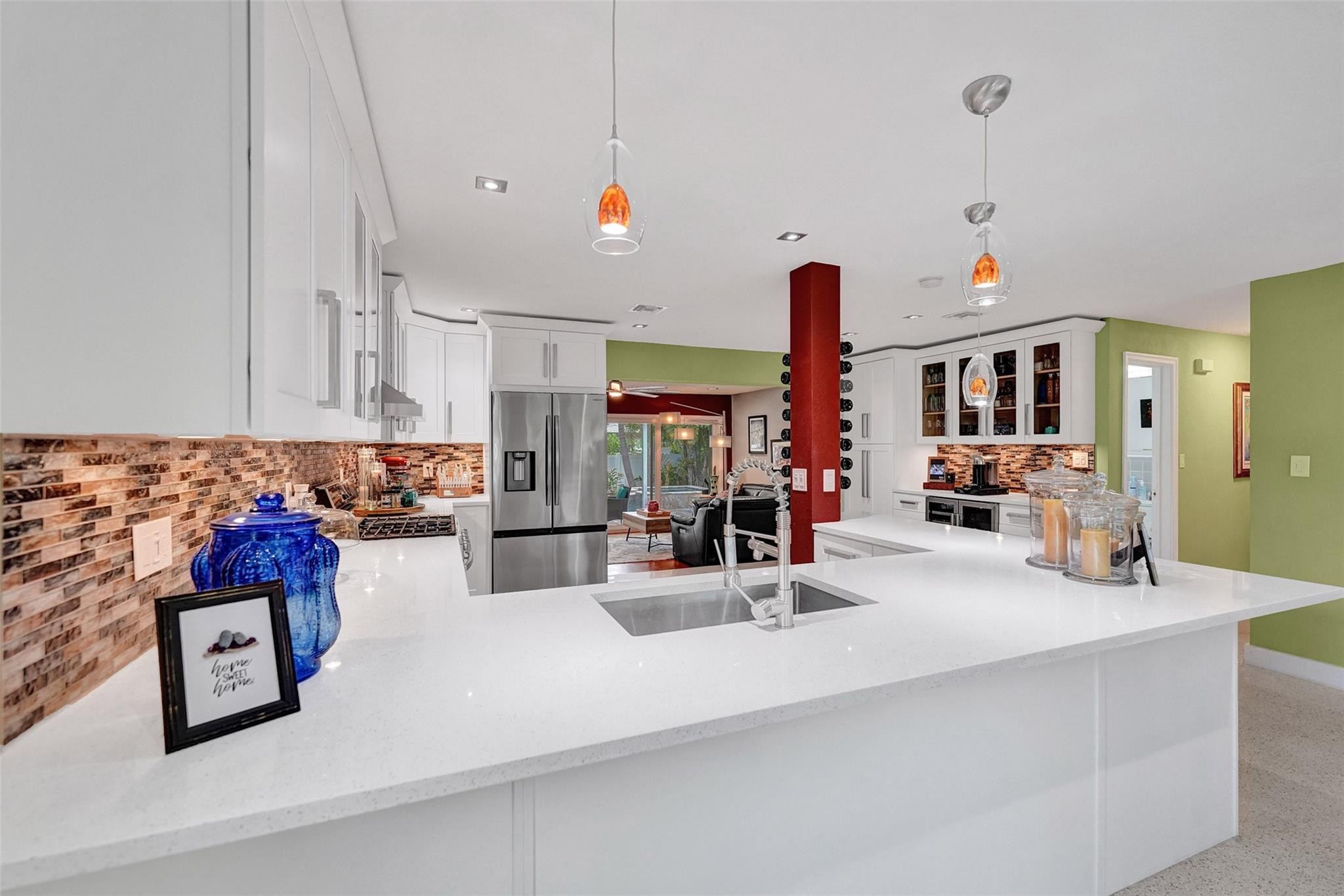 Coral Estates 32-29 B - Residential