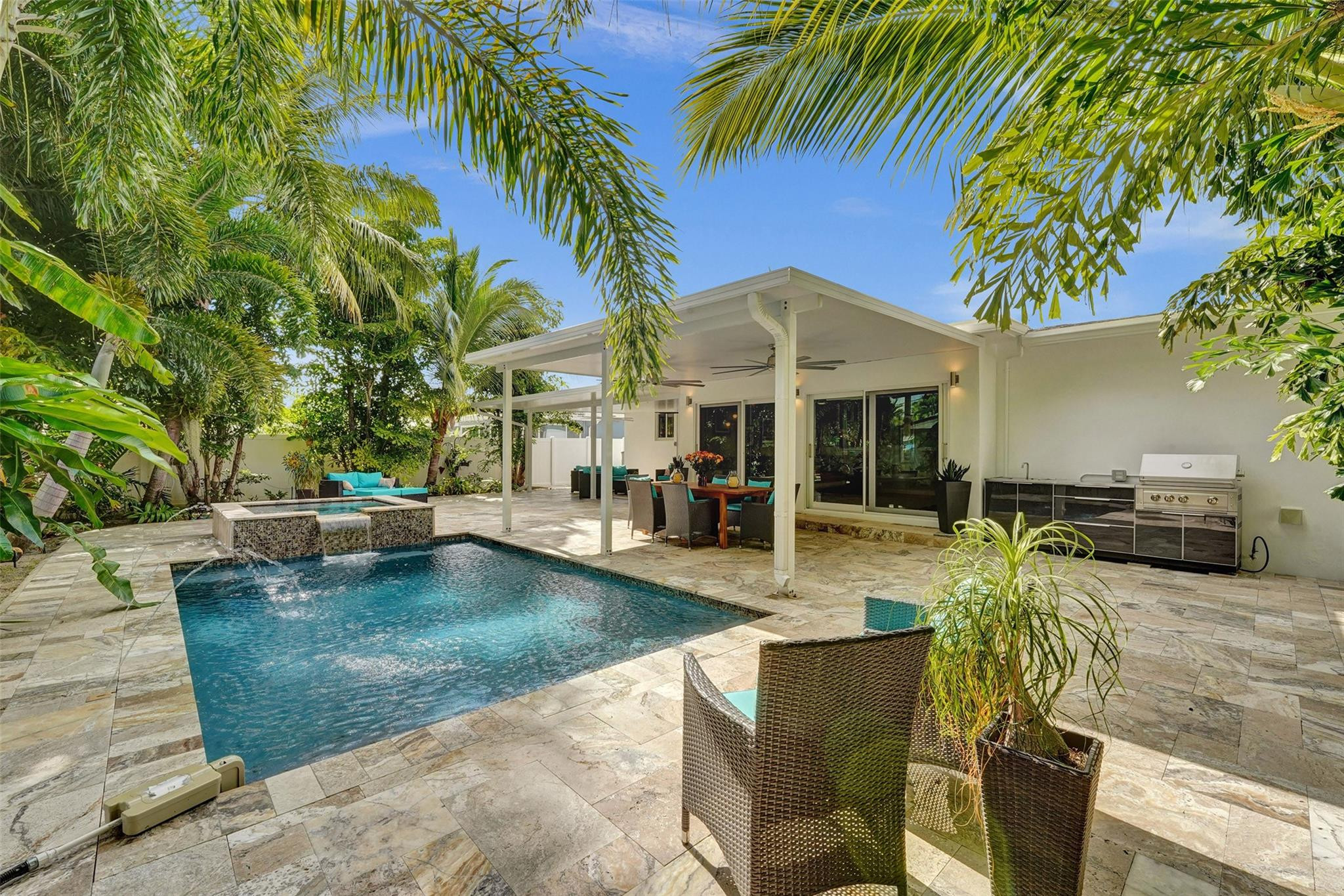 Coral Estates 32-29 B - Residential