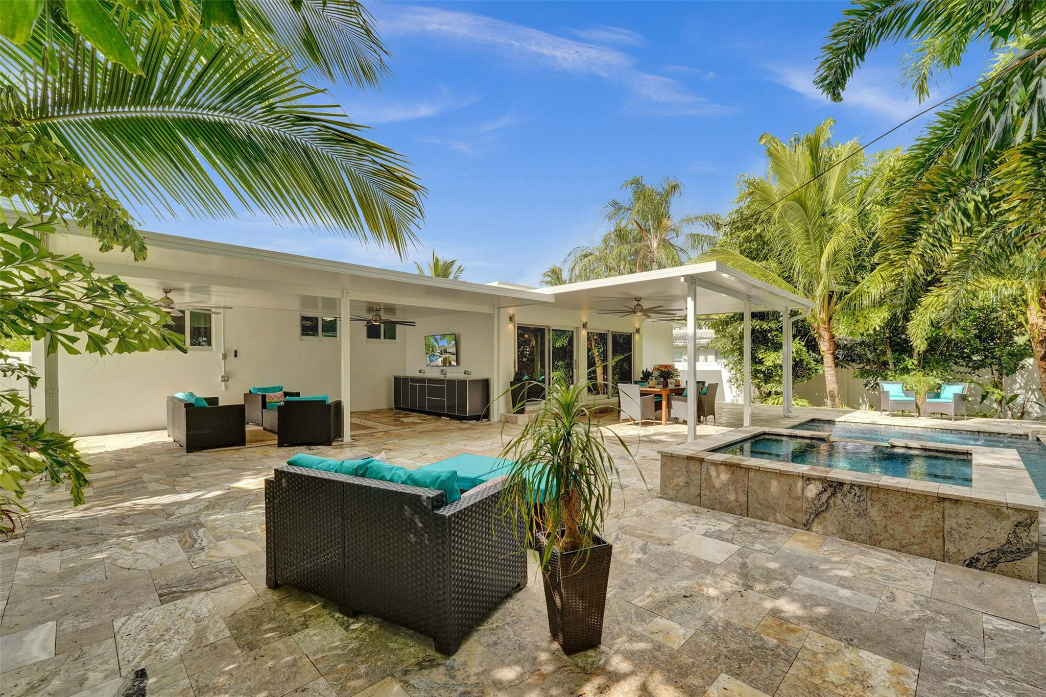 Coral Estates 32-29 B - Residential