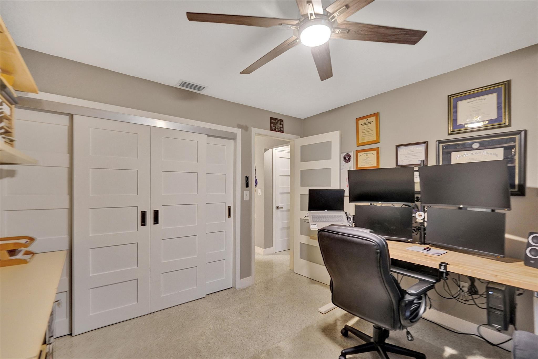 Coral Estates 32-29 B - Residential