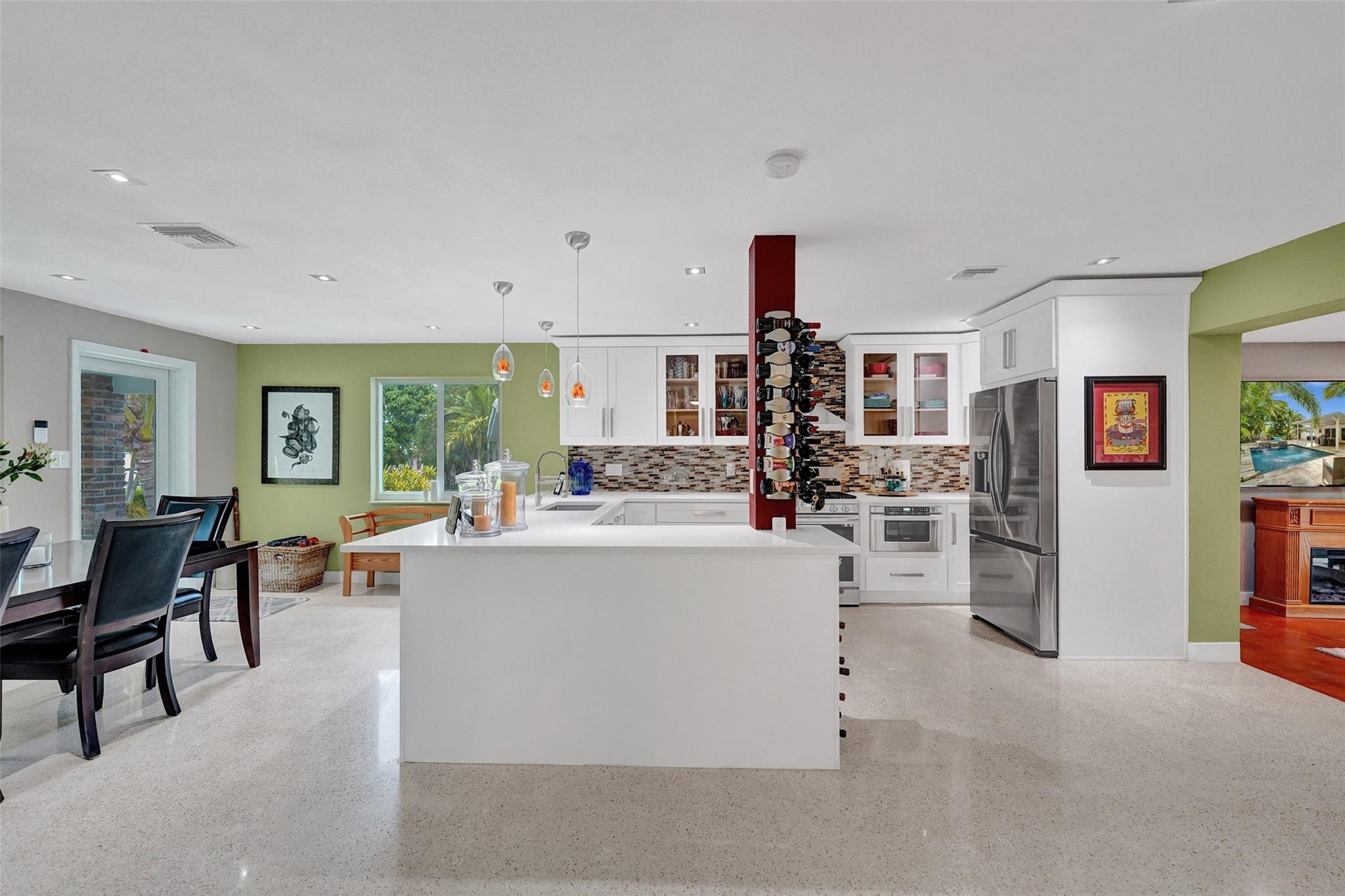 Coral Estates 32-29 B - Residential