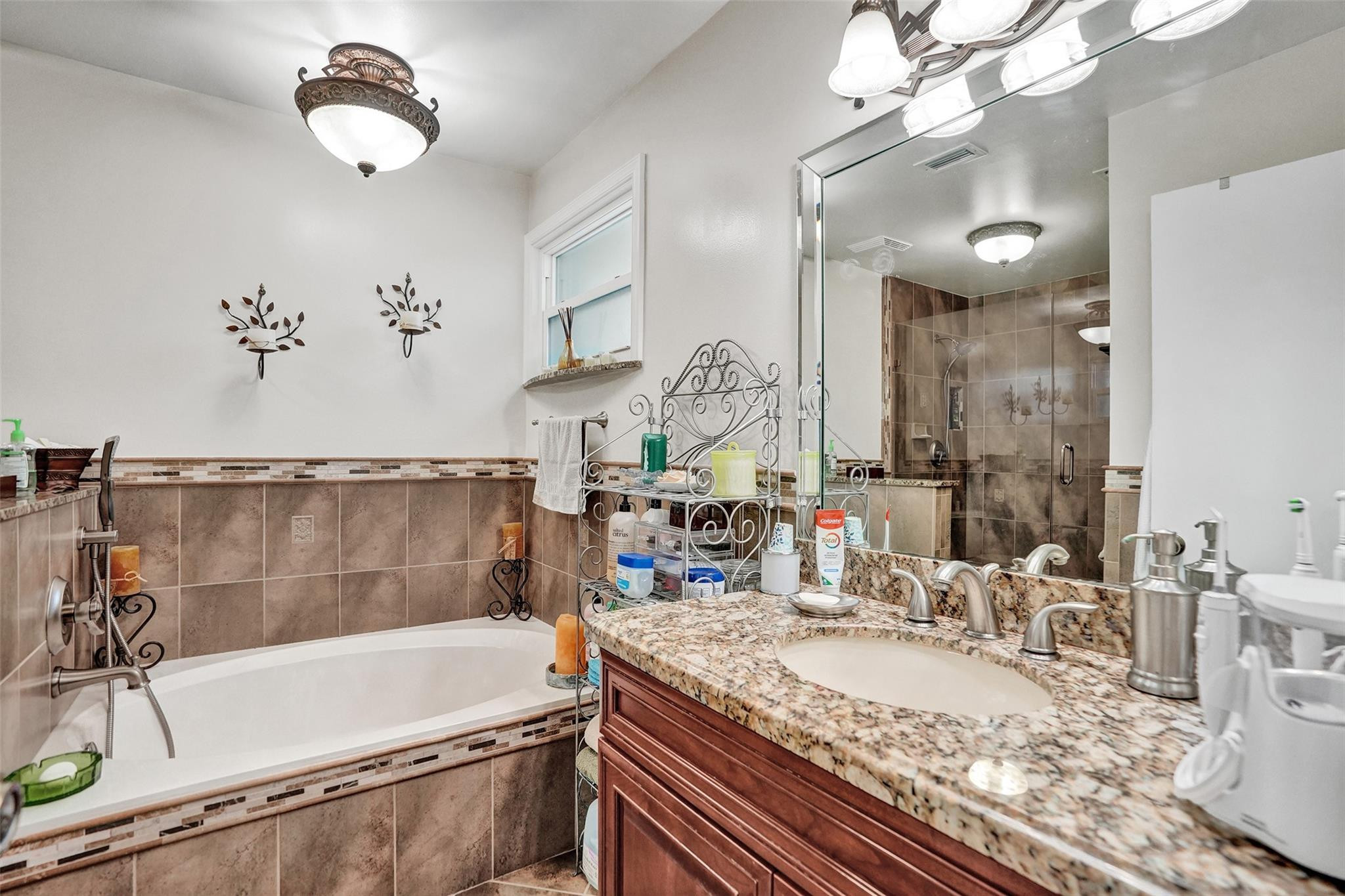 Coquina Lakes 105-22 B - Residential