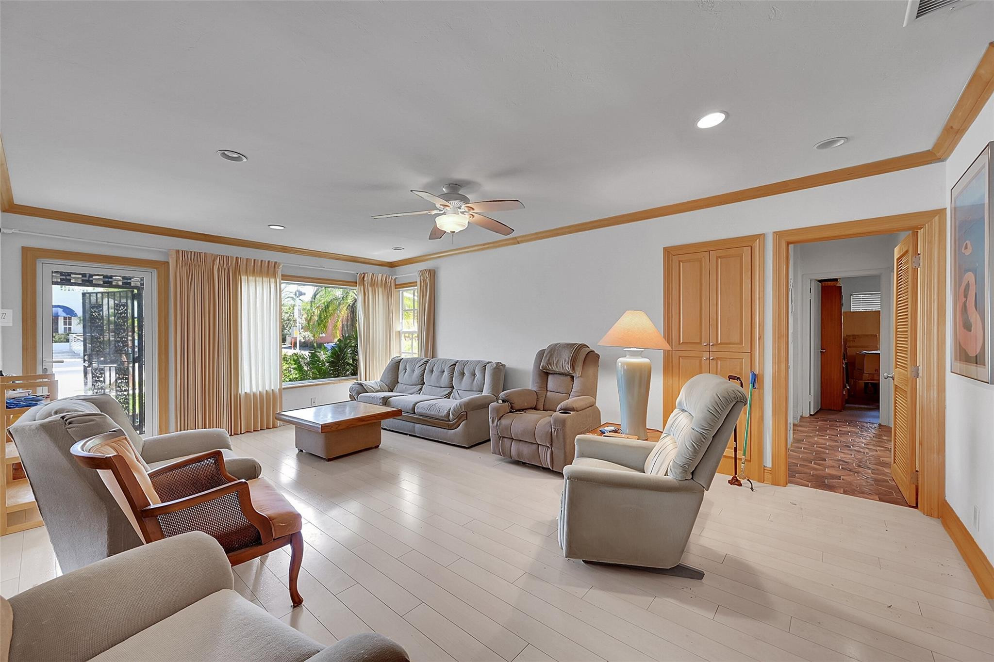 Croissant Park 4-28 B - Residential