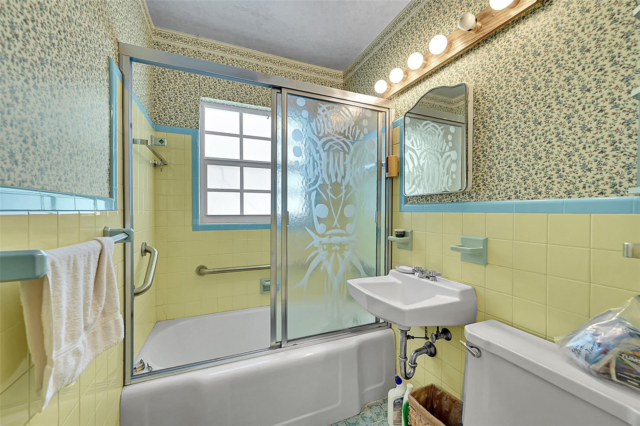 Croissant Park 4-28 B - Residential