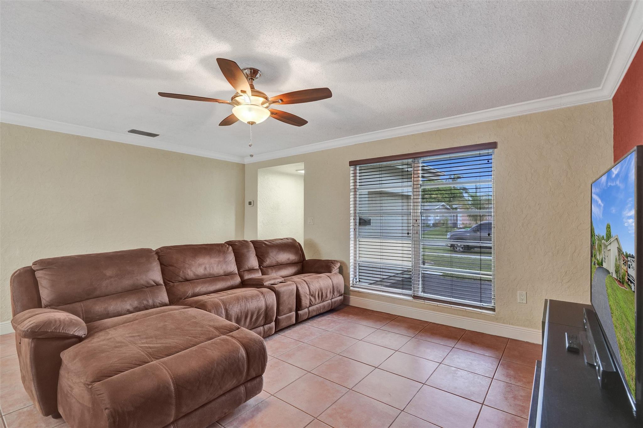 8570 NW 25th St