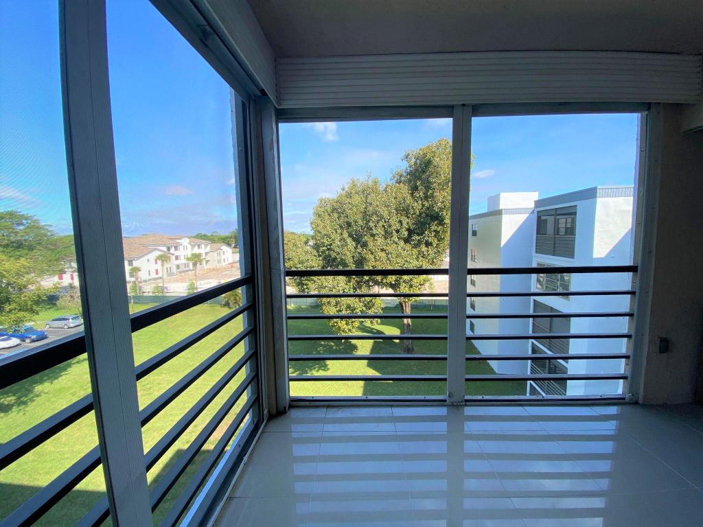 ISLE OF SANDALFOOT COND 1 THRU 7 - Residential Lease