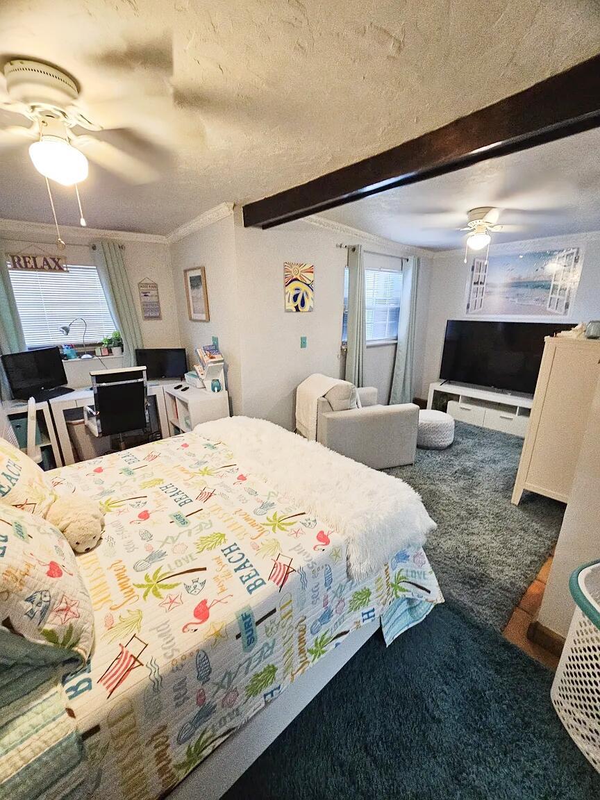 NORTH LAKE WORTH - Residential