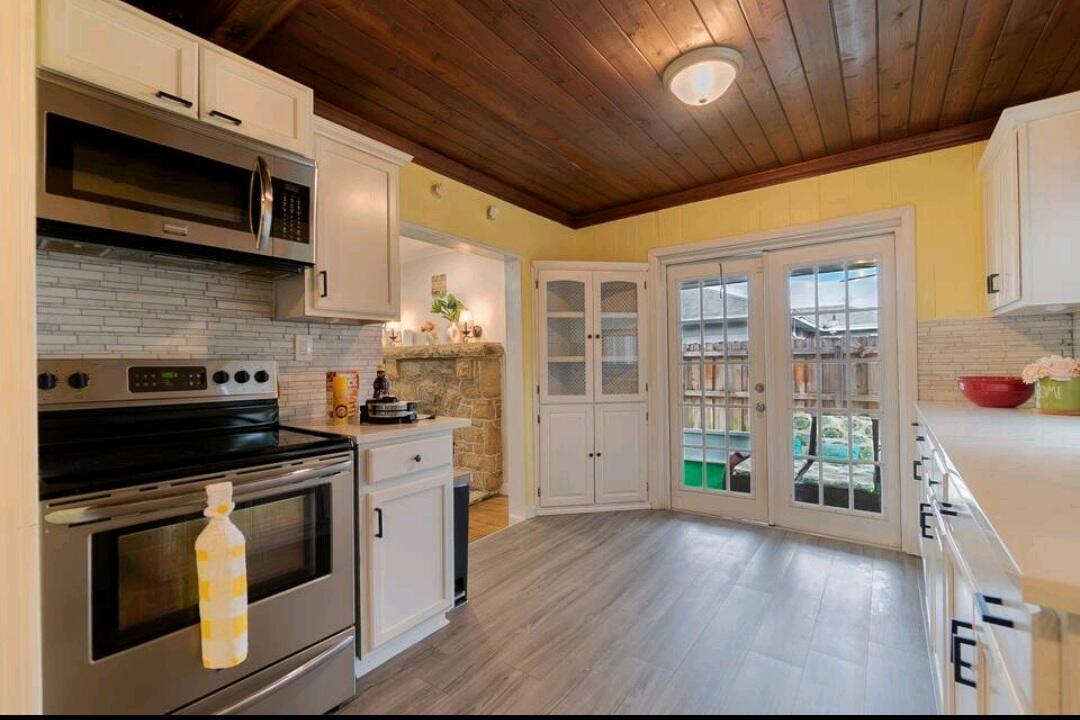 NORTH LAKE WORTH - Residential