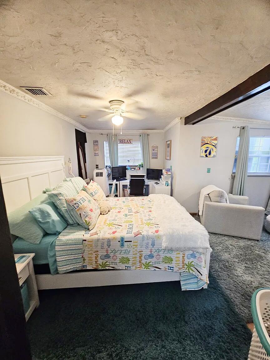 NORTH LAKE WORTH - Residential