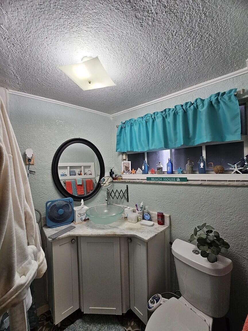 NORTH LAKE WORTH - Residential