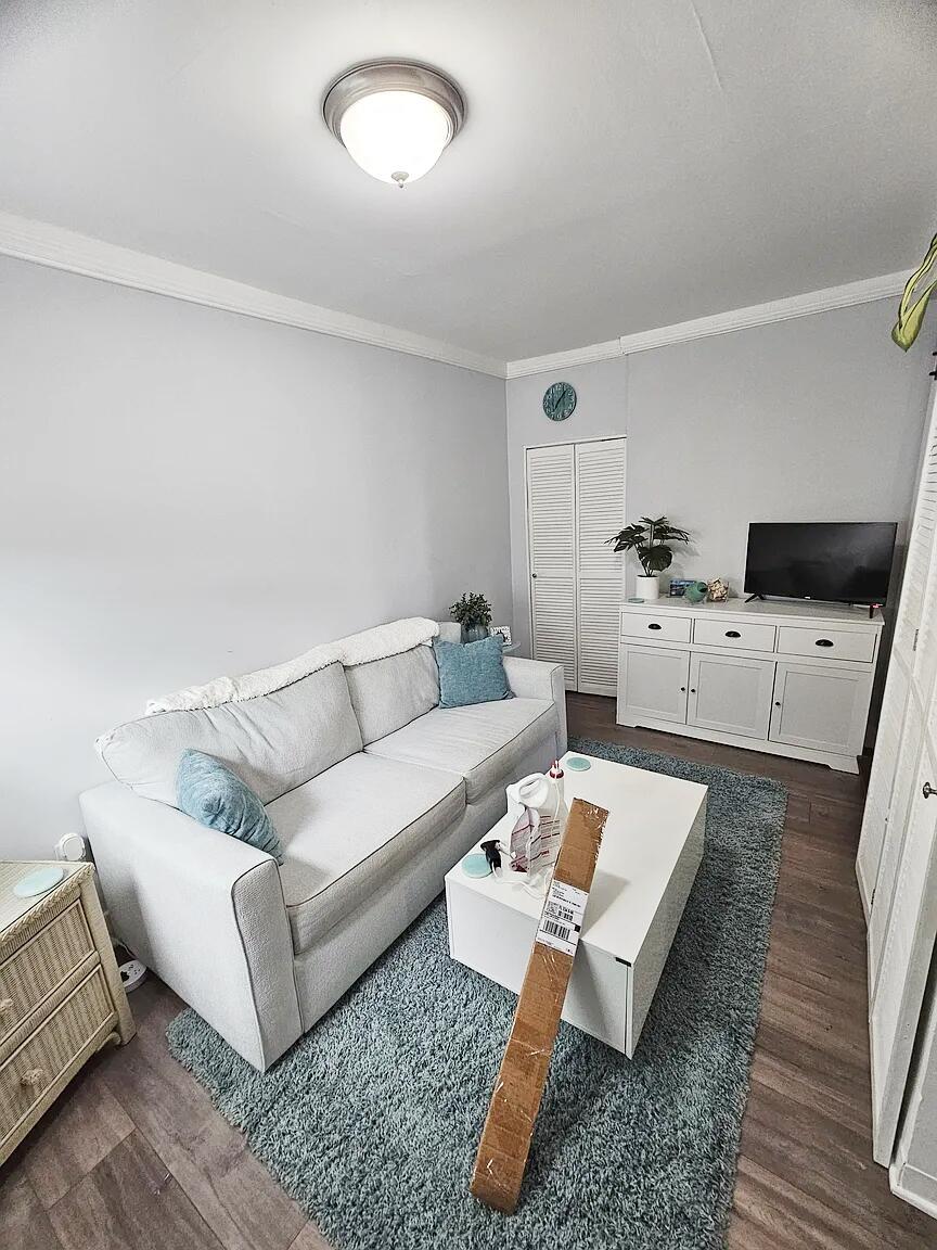 NORTH LAKE WORTH - Residential