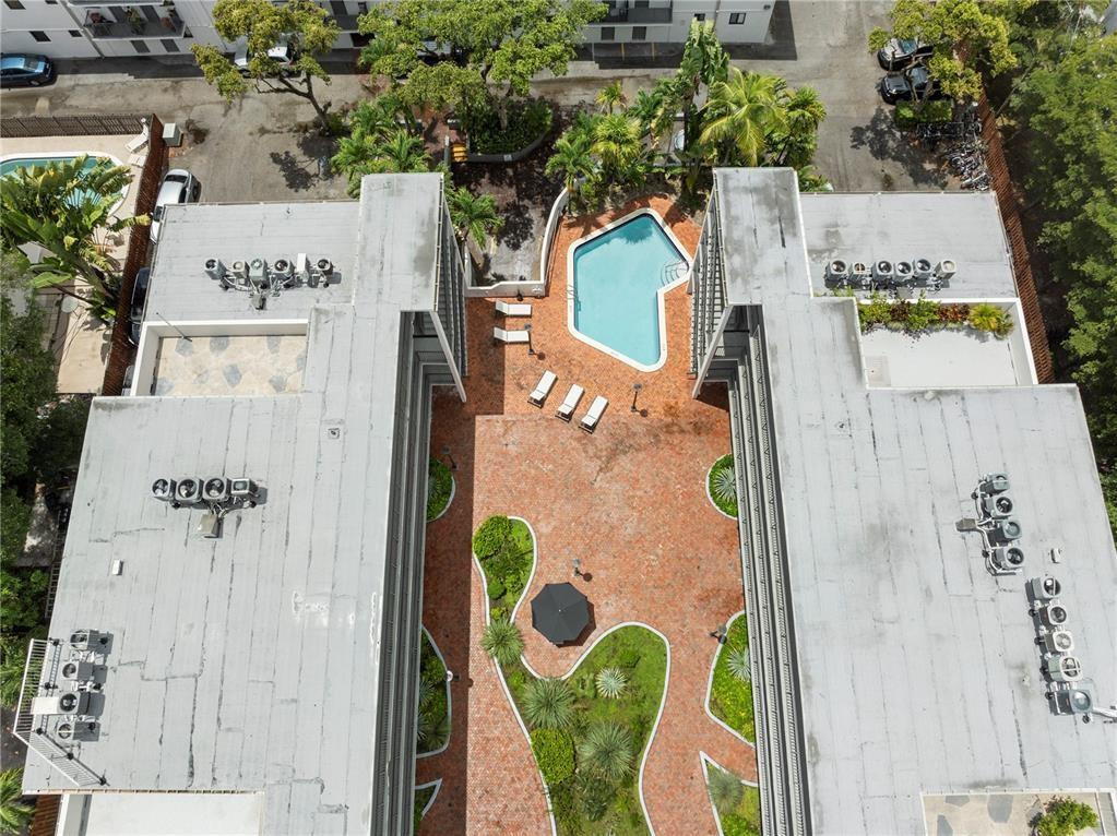 Courtyards of the Grove - Residential