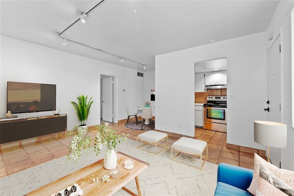 Courtyards of the Grove - Residential