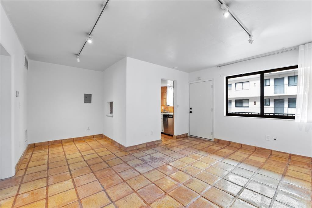 Courtyards of the Grove - Residential