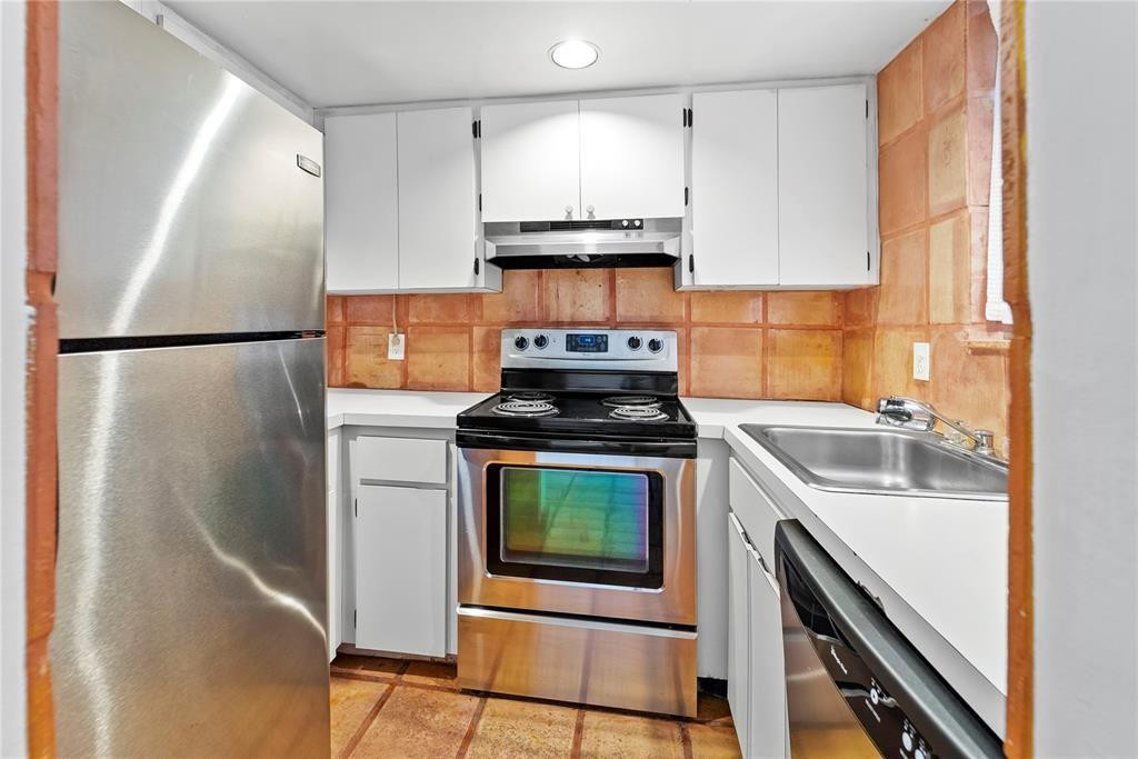 Courtyards of the Grove - Residential