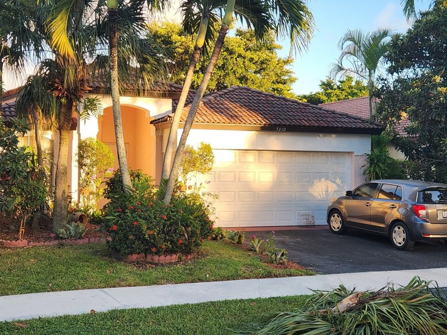 OPEN & AIRY 3/2 SINGLE FAMILY HOME IN COCONUT CREEK. THIS HOME IS LOCATED IS IN THE GATED COMMUNITY OF CYPRESS LAKES IN WINSTON PARK. HOME FEATURES A LARGE FENCED IN LOT WITH NUMOROUS FRUIT TREES. THIS HOME HAS TILE AND LAMINATE FLOORING. THIS HOME IS CLOSE TO EVERYTHING. WALKING DISTANCE TO SHOPPING, GYM, & SCHOOLS. SCHEDULE YOUR SHOWING TODAY!