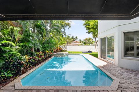 Tiny photo for 2844 NE 26th Avenue, Lighthouse Point, FL 33064 (MLS # B26032435)