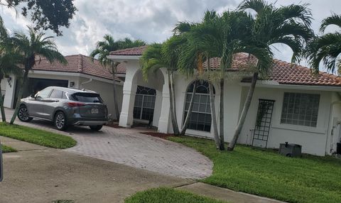 A home in Royal Palm Beach