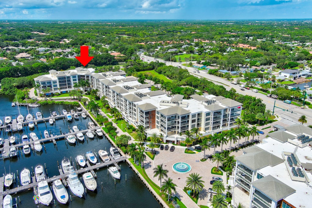 Photo of 2720 Donald Ross Road #412, Palm Beach Gardens, FL 33410 (MLS # R10922024)