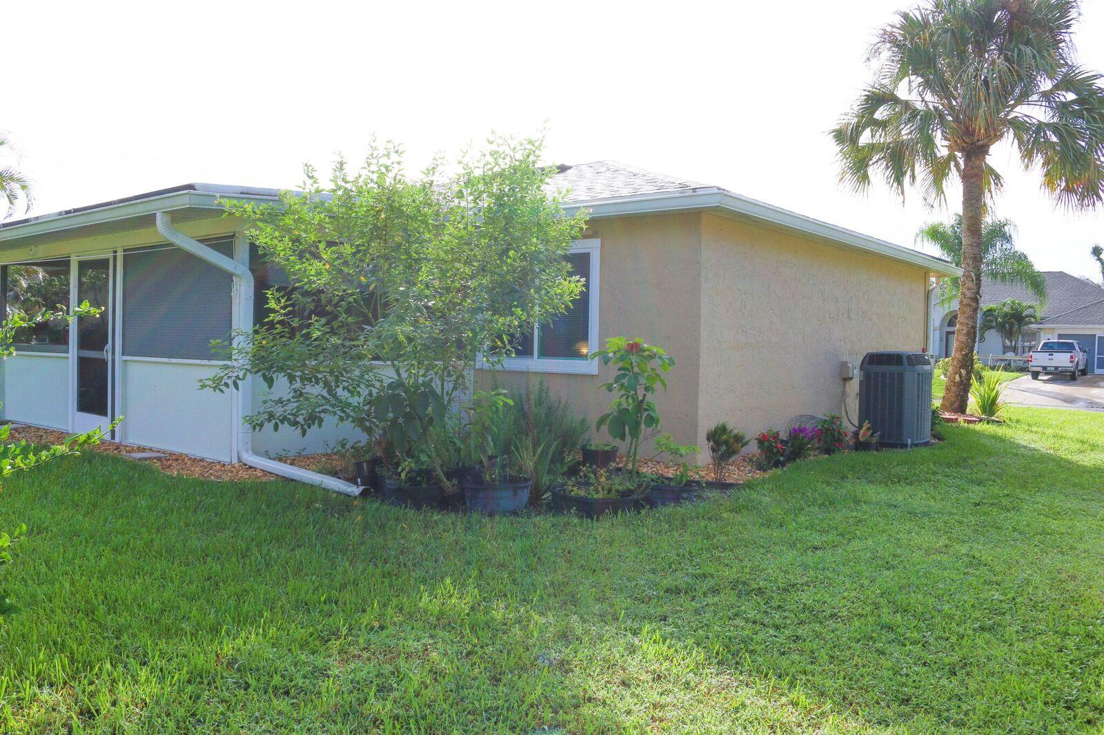 PORT ST LUCIE SECTION 13 - Residential