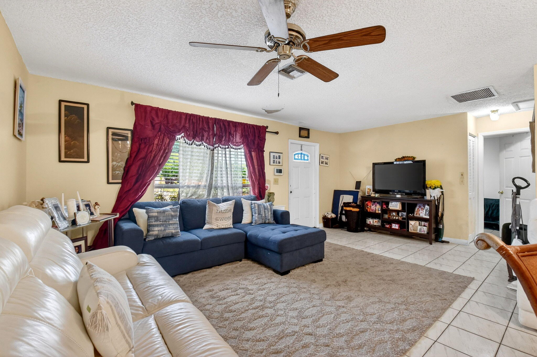 CONCEPT HOMES OF LANTANA PH 9-B - Residential