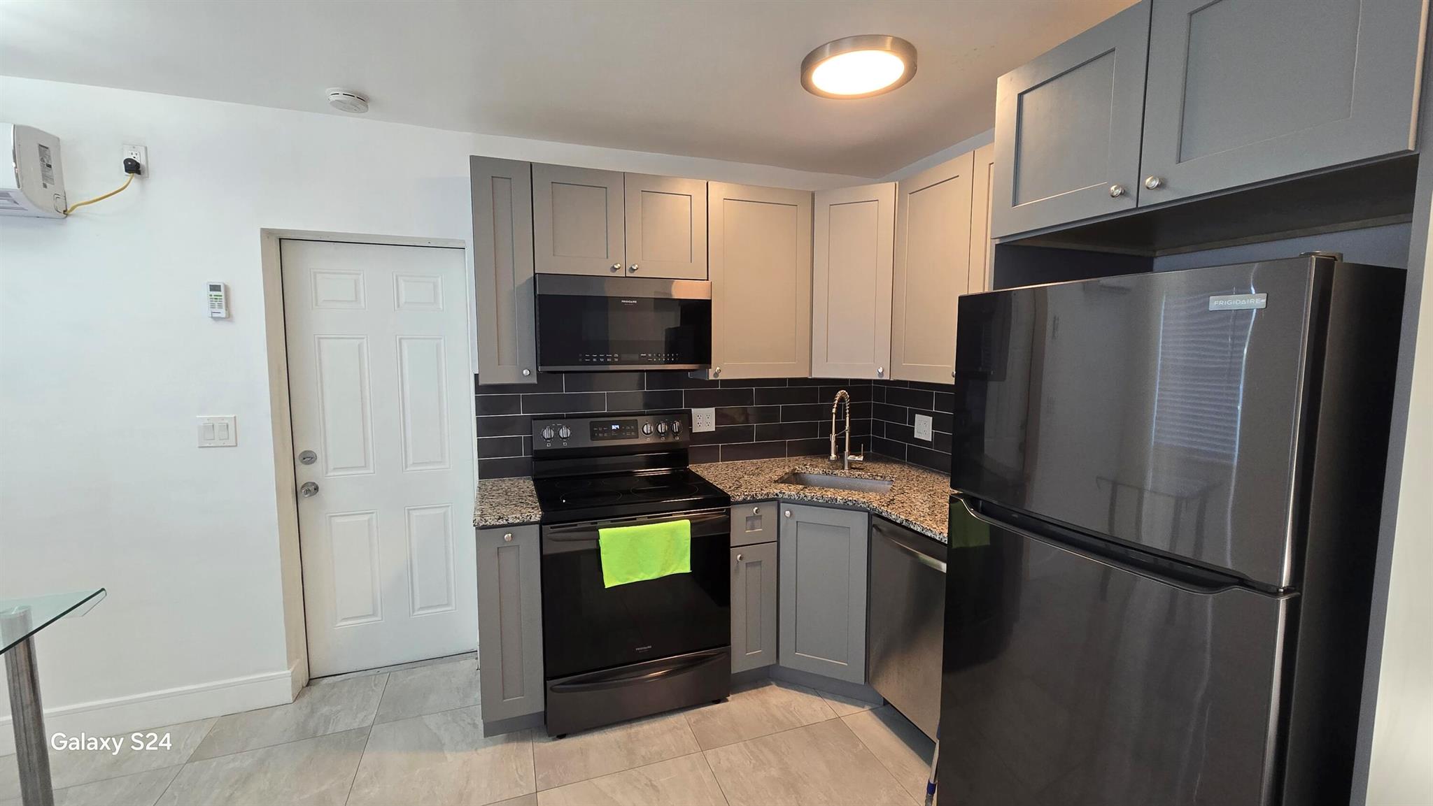 1019 SE 3rd Street 4